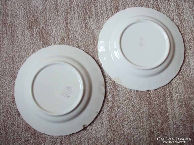 Retro old ceramic cookie small plate granite tendril pattern cs. K. Gy. 2 Pcs