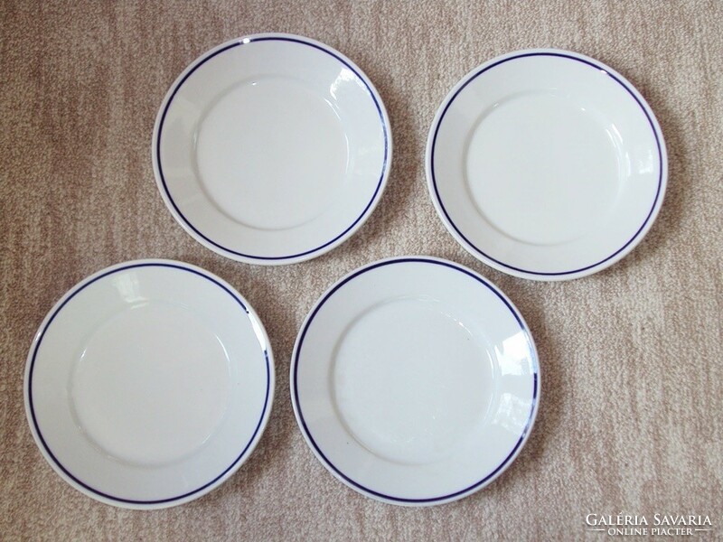 Retro régi lapos tányér Pécs jelzéssel Zsolnay, kék szegélyes, üzemi konyha 4 db