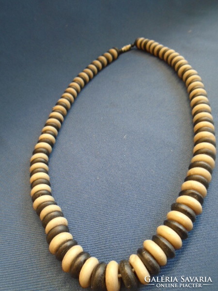 A so-called ethnic necklace for either men or ladies