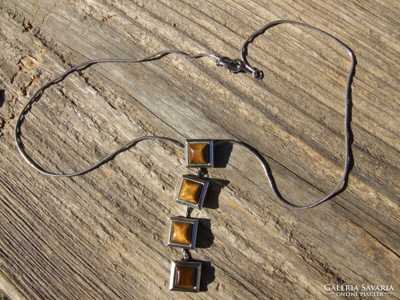 Jewelry necklace with tiger eyes (220320)