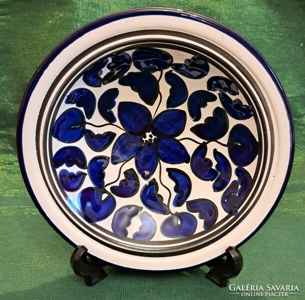 Floral ceramic plate (m3689)