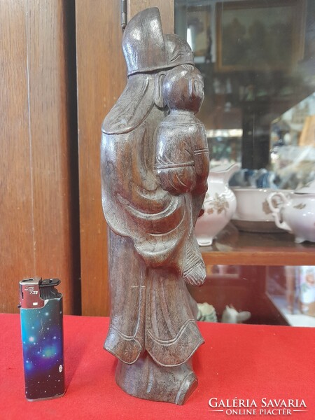 Chinese sage wood carving, hand carved statue. 25.5 Cm.