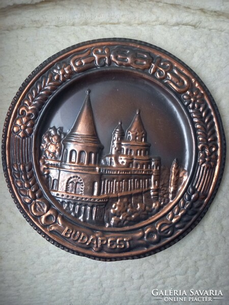 Budapest bronz fali tányér