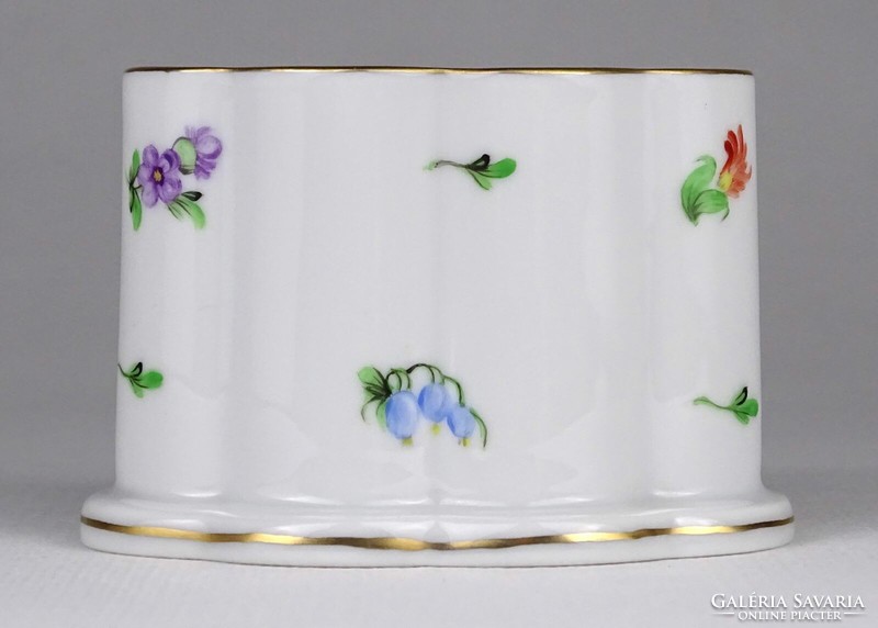 1M864 Herend porcelain cigarette holder with floral pattern
