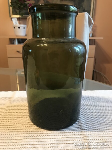 Két literes huta üveg zöld szín