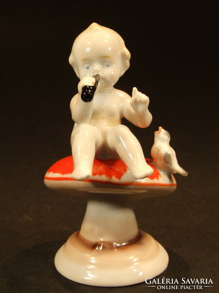 Porcelain putto figure, ilmenau (070330)