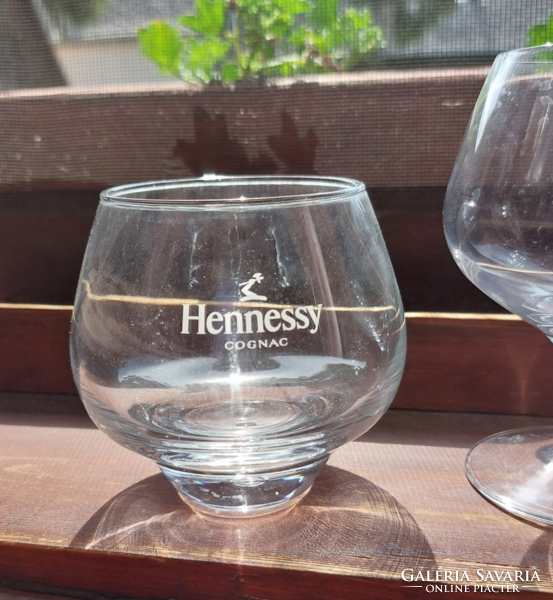 Hennessy  konyakos ,üveg pohár, 2+1 darab