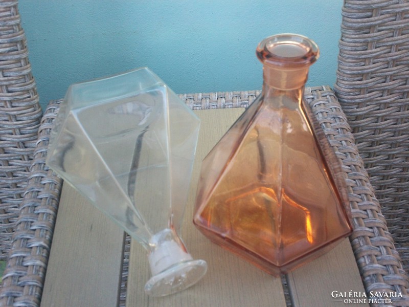 Vintage hatlapos likőrös üveg palack, színes és szintelen 2 db együtt