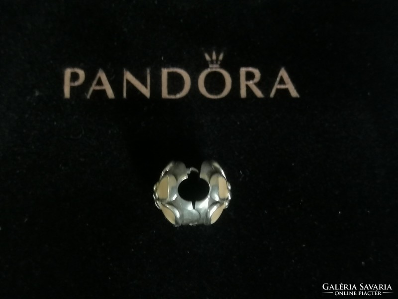 Pandora silver flower pendant