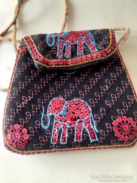 Indiai. elefánt mintás táska