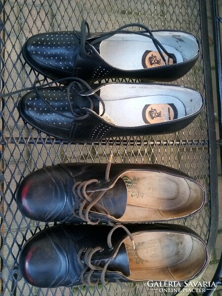 Rarity!!! 2 pairs of women's wine shoes from the last century!! Size approx. 38 -S xx