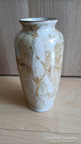 Segesdi wine porcelain vase