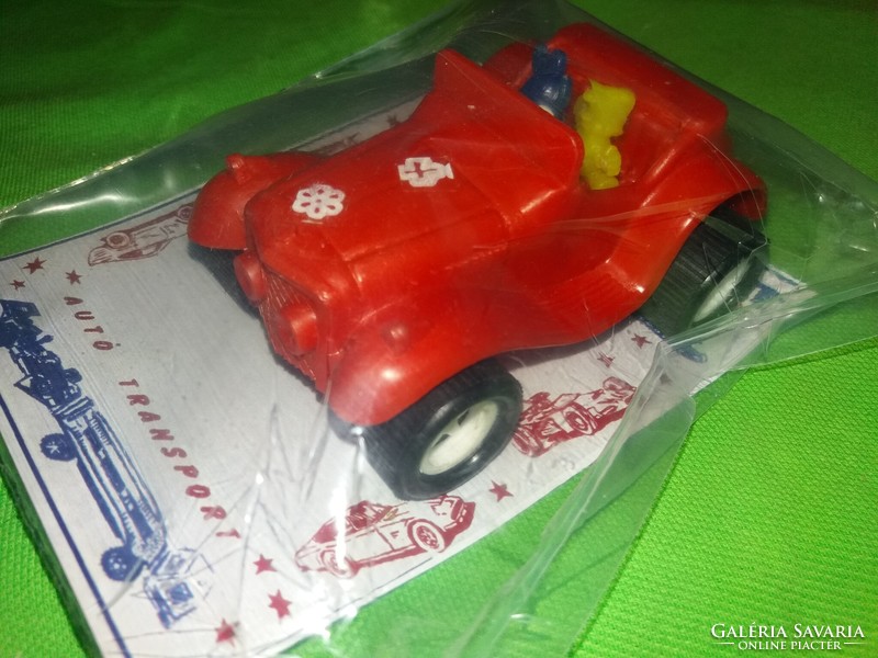 Retro magyar trafikáru bazáráru bontatlan csomag DISNEY BUGGY piros műanyag kisautó képek szerint 6.