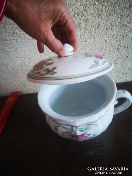 Antique porcelain pot with a lid, decorated with thick porcelain kaspo flowers, pot rarely coma