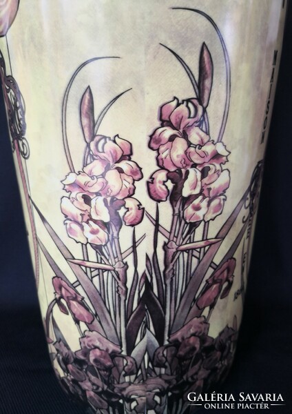 Dt/212. Huge porcelain floor vase with mucha-style vintage decoration