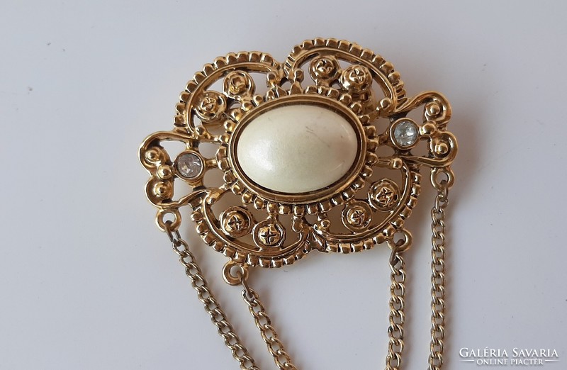 Vintage rose gold plated brooch