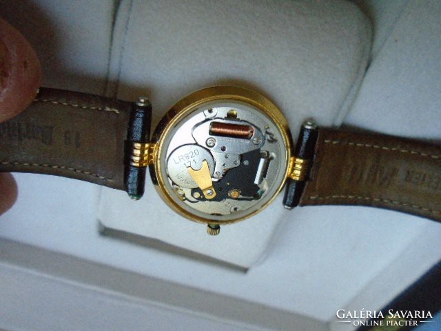 Csúcs minőségű Svájci luxus Cartier minőség ffi öltöny óra,  igen kedvező áron