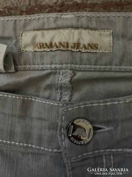 Armani 38 light jeans
