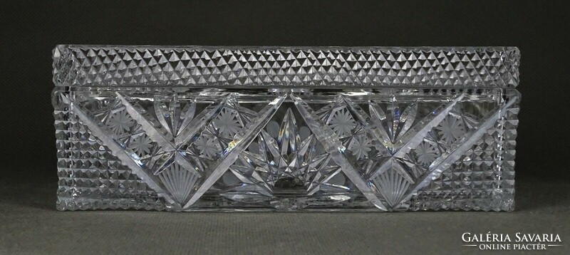 1M974 polished crystal cigarette case with lid 6 x 11 x 17 cm