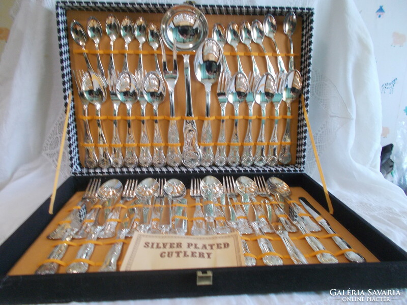 Silver-plated cutlery set for 12 people