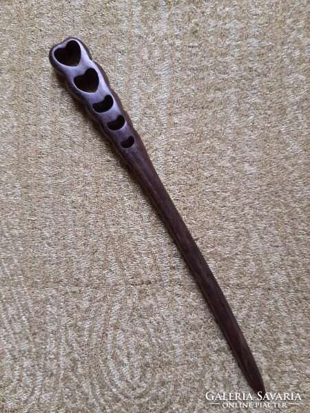 Hairpin, hairpin for hairpin made of hardwood