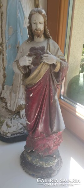 Különleges, Jézust ábrázoló, templomi szobor
