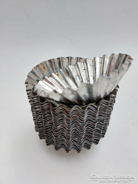 Old pastry tool metal baking dish basket shape 35 pcs