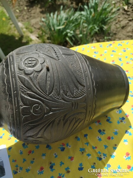 Korondi, fekete kerámia váza eladó! 32 cm váza