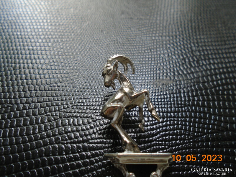Antik ötvösmunka figurális miniatűr BAK csillagjegy talapzaton 800-as ezüst díszkiskanál