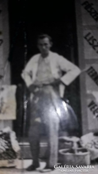 Cc.1940. Antik vegyesbolt fotó fénykép élén a Tulajdonossal 12 x 9 cm a képek szerint