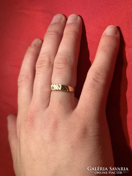 Antique 14 carat gold ring with glasses