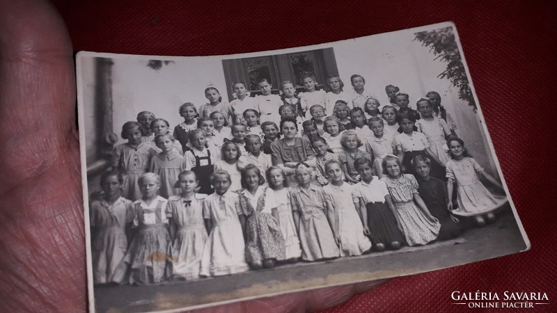 Antik 1940 - 50 fotó képeslap leány iskolai fotó kislányok csoportja - osztályfotó képek szerint