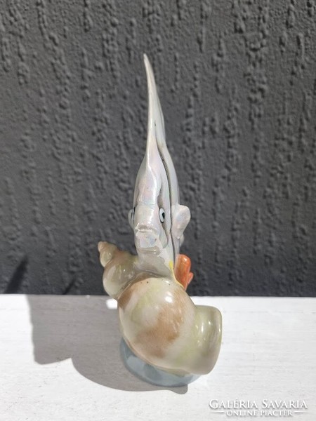 Gyöngyház mázas Drasche porcelán hal szobor - 51123