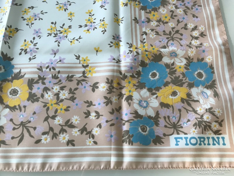 Italian shawl with flowers, brand Fiorini, 67 x 67 cm