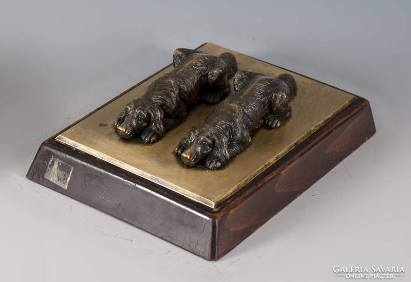 Bronze pair of dogs with wooden pedestal - Irish setters