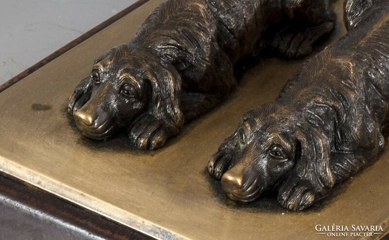 Bronze pair of dogs with wooden pedestal - Irish setters