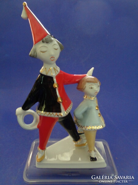 A pair of porcelain clowns from Ravenclaw cheap!