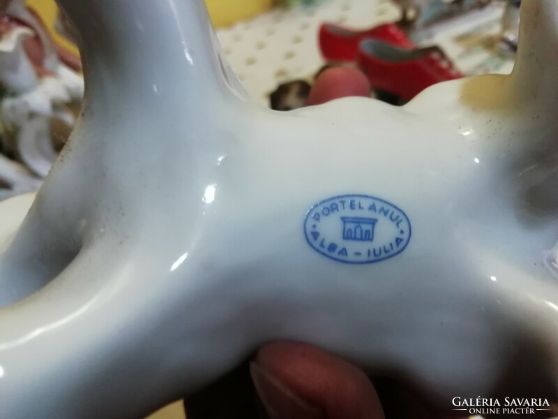 Alba Julia porcelain dog is in perfect condition