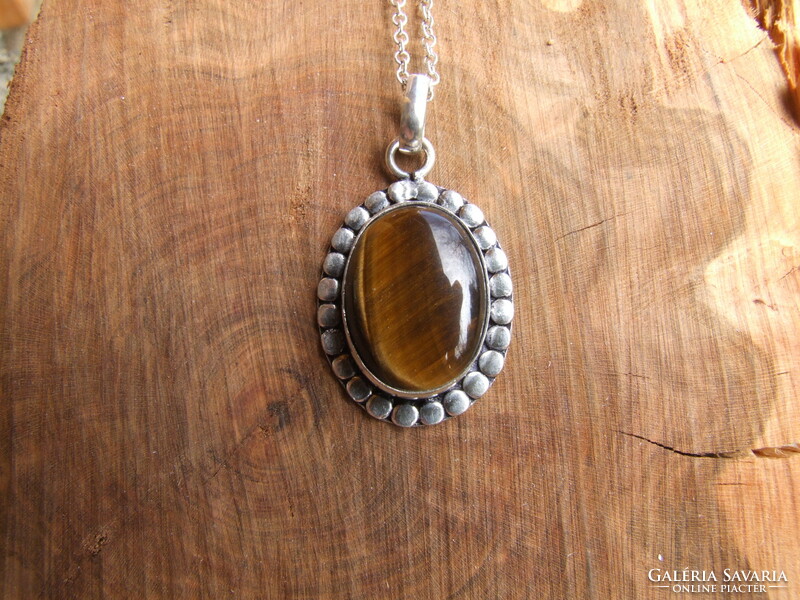 Silver necklace with tiger eye pendant (210416)