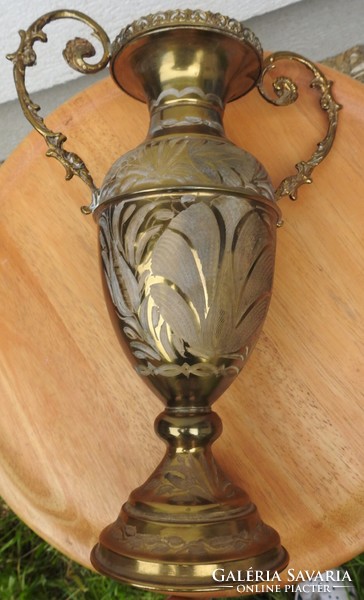Antik hatalmas réz serlegváza - gravírozott váza