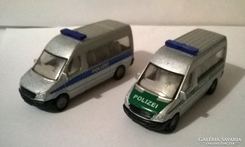 Siku Mercedes-Benz police minibus 1:87 0805 2 pcs