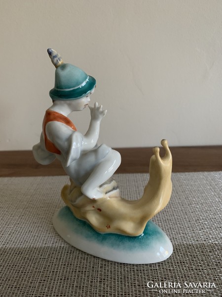 Hollóháza Snail Peti porcelain figure