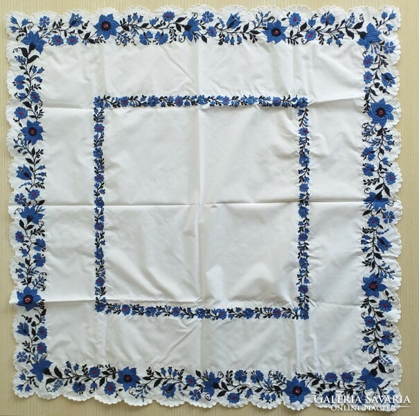 Blue embroidery - tablecloth