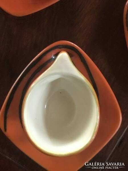 Igazi retro, kerámia  kávés csésze tányérjával 4 db