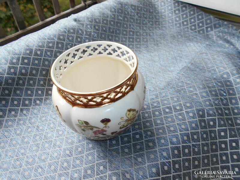 Zsolnay porcelain bowl. With an openwork border