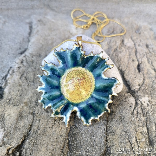 Flower-shaped fire enamel necklace (custom, handmade)