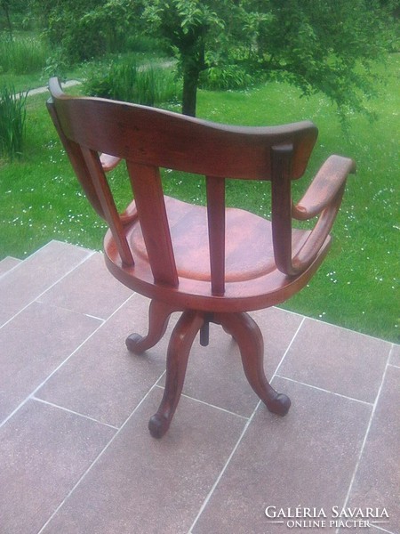 Extraordinary Thonet art-deco engineering swivel chair with adjustable height, 1920