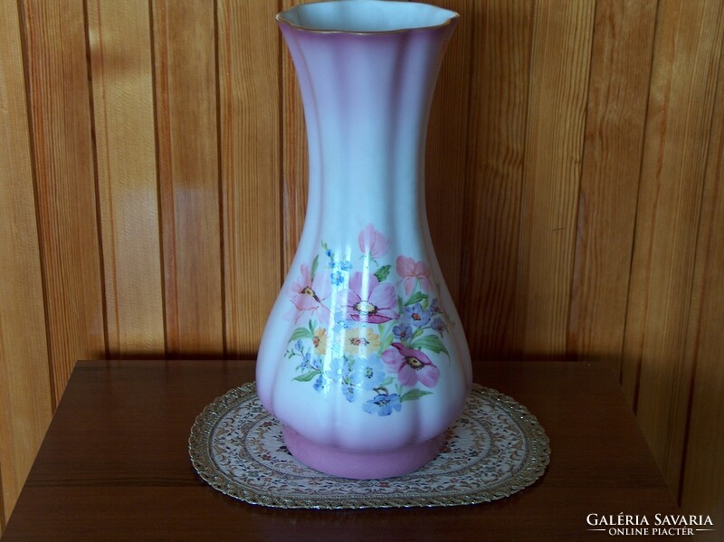 Igen mutatós porcelán virágmintás váza, nagyobb méret