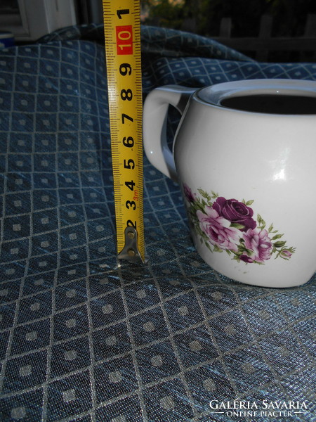 Porcelán kávés kiöntő  rózsa mintás díszitéssel