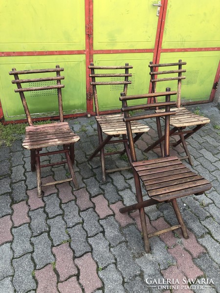 Folding garden chair set